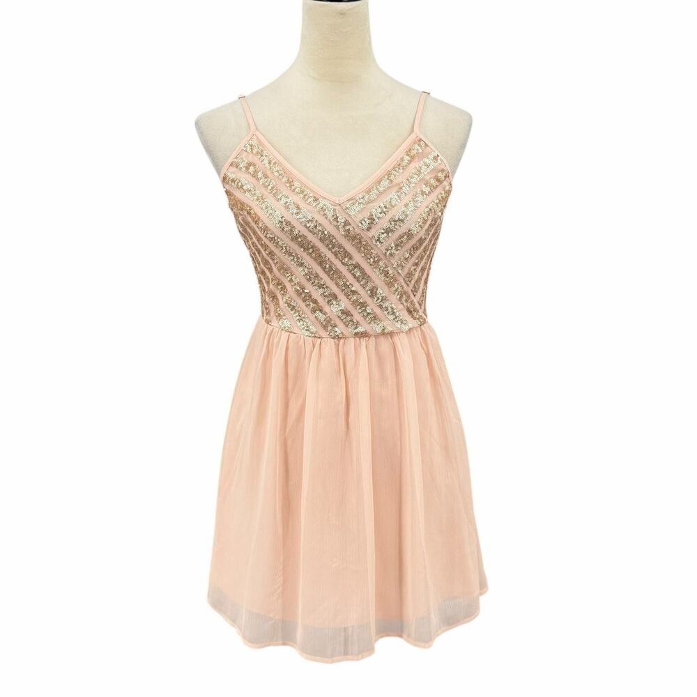 Hollister NWT Ballet Pink and Rose Sequin Strappy Smocked V-Neck Mini Dress